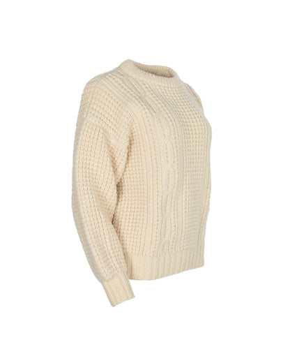 Chunky Knit White Sweater made of Wool. Shoulder: 16", Bust: 20.5", Hip: 16"